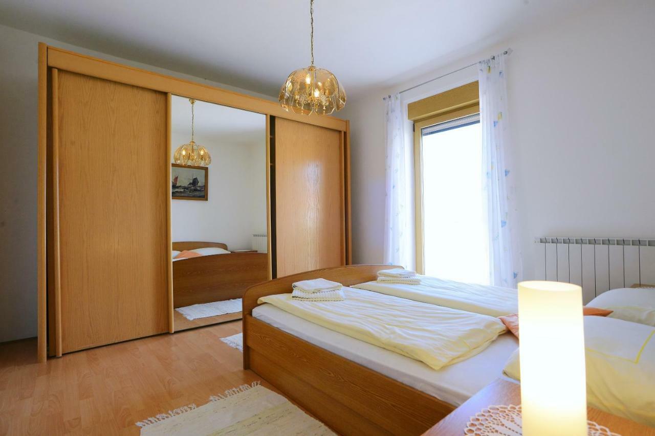 Ferienhaus Tomic Nedescina Экстерьер фото